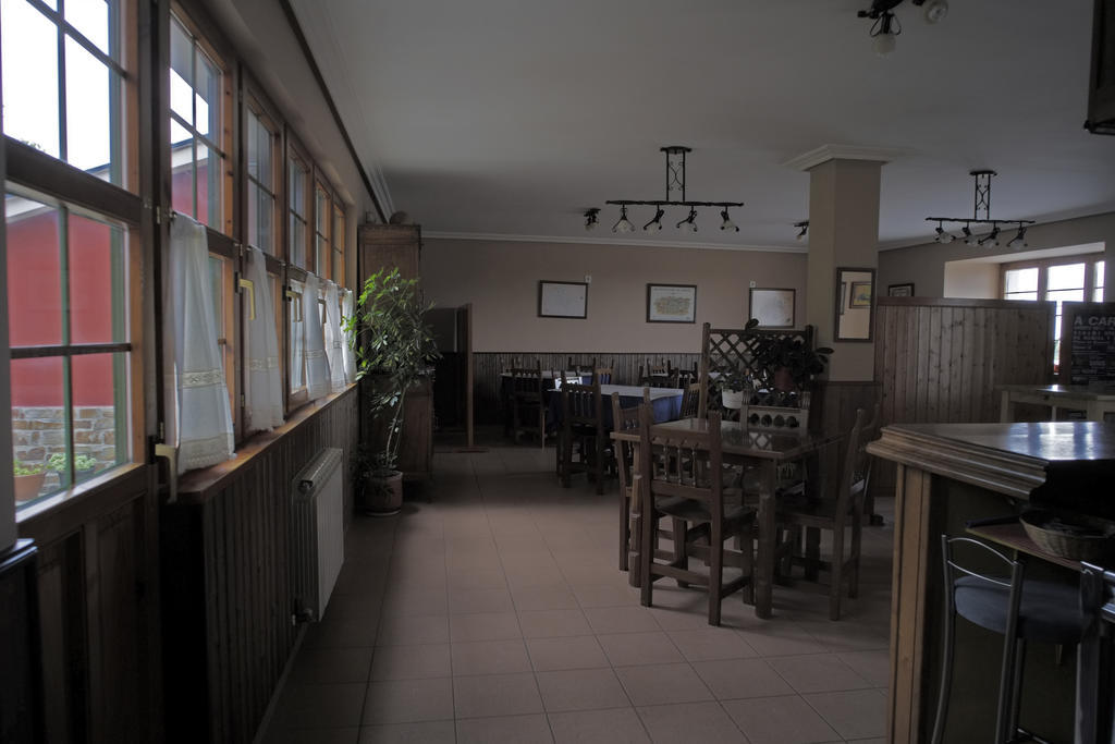 Pensjonat La Rectoral De San Juan El Franco Zewnętrze zdjęcie